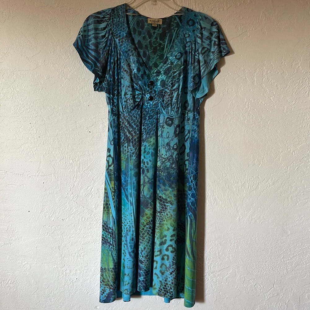 One world live and let live Dress knee length Size L Printed pattern